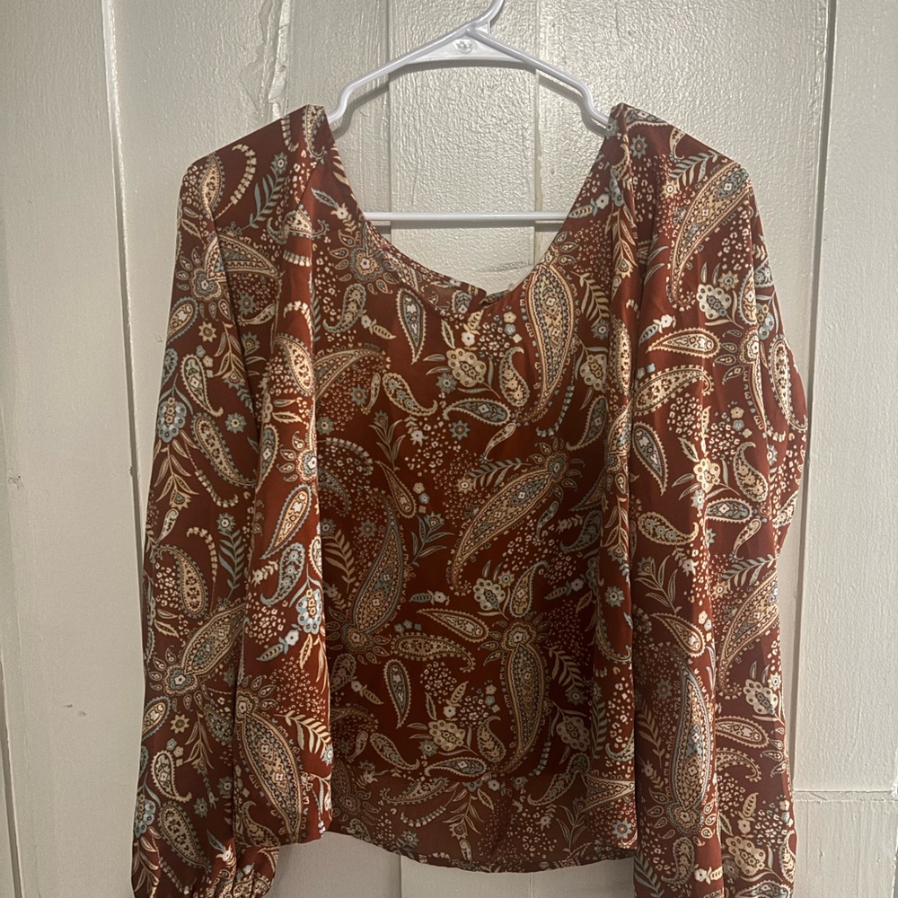 Hippie Paisley Blouse with Cuffed sleeves - Rust